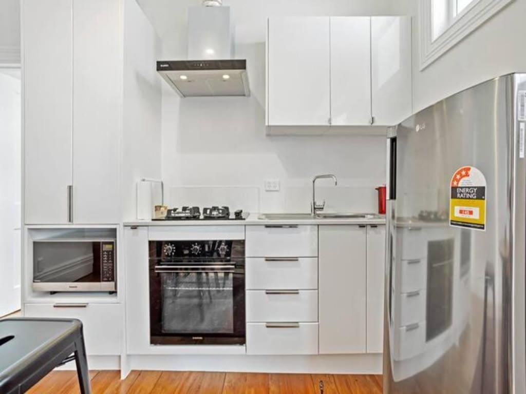 Cheerful 1 Bedroom Home With Free Parking Окленд Экстерьер фото