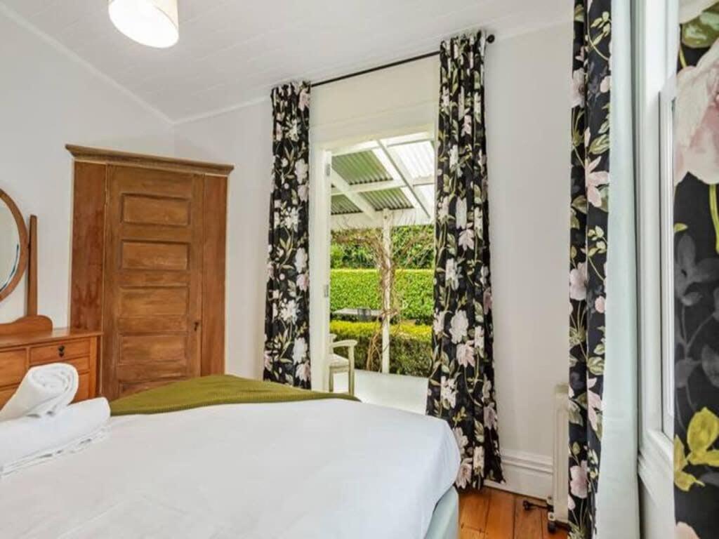 Cheerful 1 Bedroom Home With Free Parking Окленд Экстерьер фото